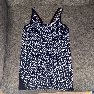 Lululemon workout tank
